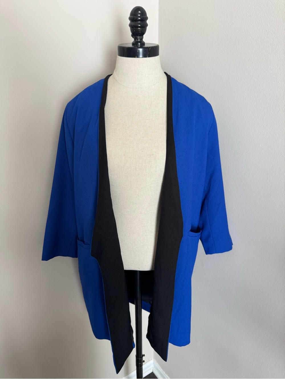 Foreign Exchange Royal Blue and Black Open-Front Blazer